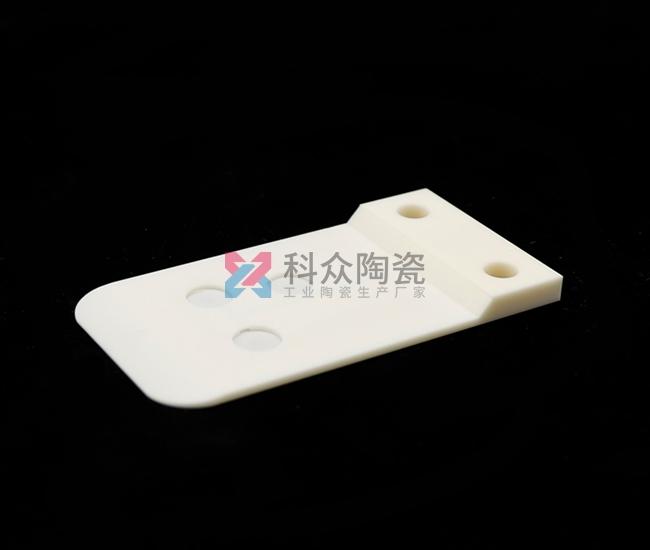剛玉陶瓷有什么優(yōu)點(diǎn)及應(yīng)用呢？（圖）
