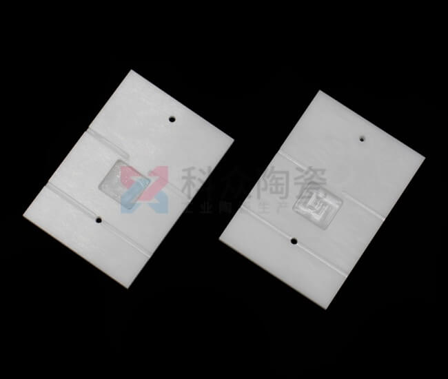 耐磨陶瓷的韌性和強度應(yīng)該怎么提高呢？（圖）