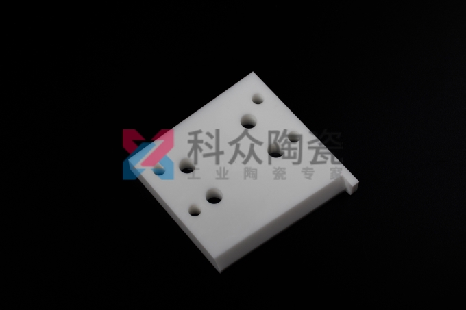 氧化鋯陶瓷在工業(yè)，醫(yī)療等多個領(lǐng)域證實是可靠