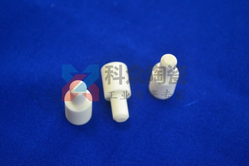 氧化鋁陶瓷有哪幾個(gè)特點(diǎn)優(yōu)勢最為顯著？
